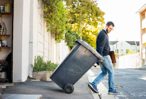 Best Construction Debris Removal  in Clanton, AL